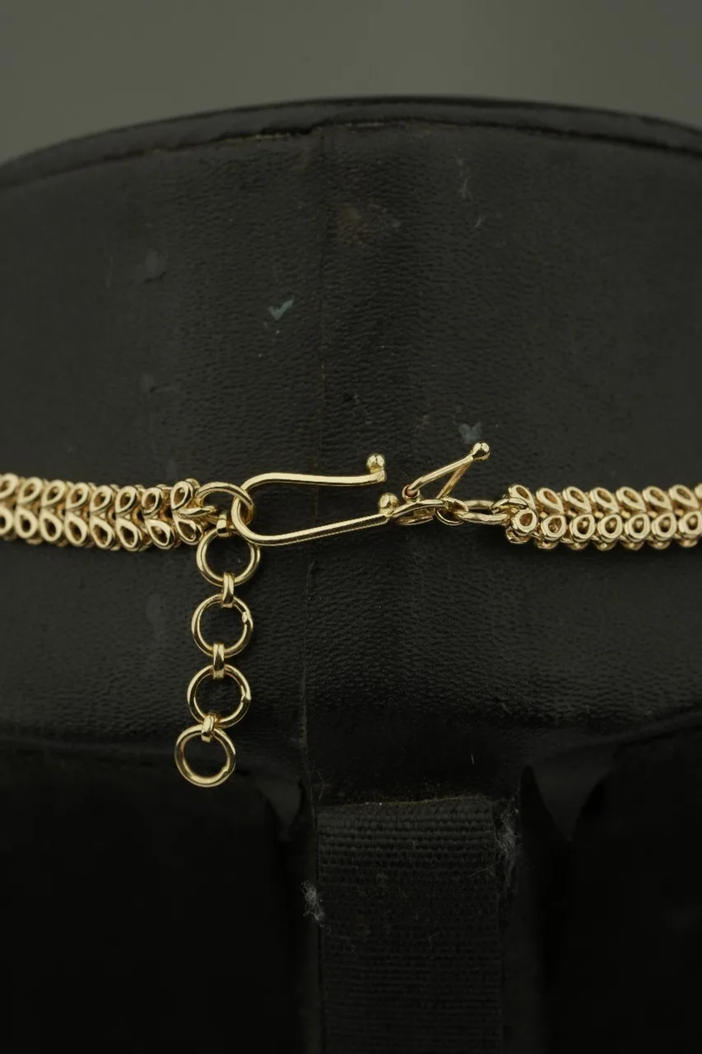 Nicklace