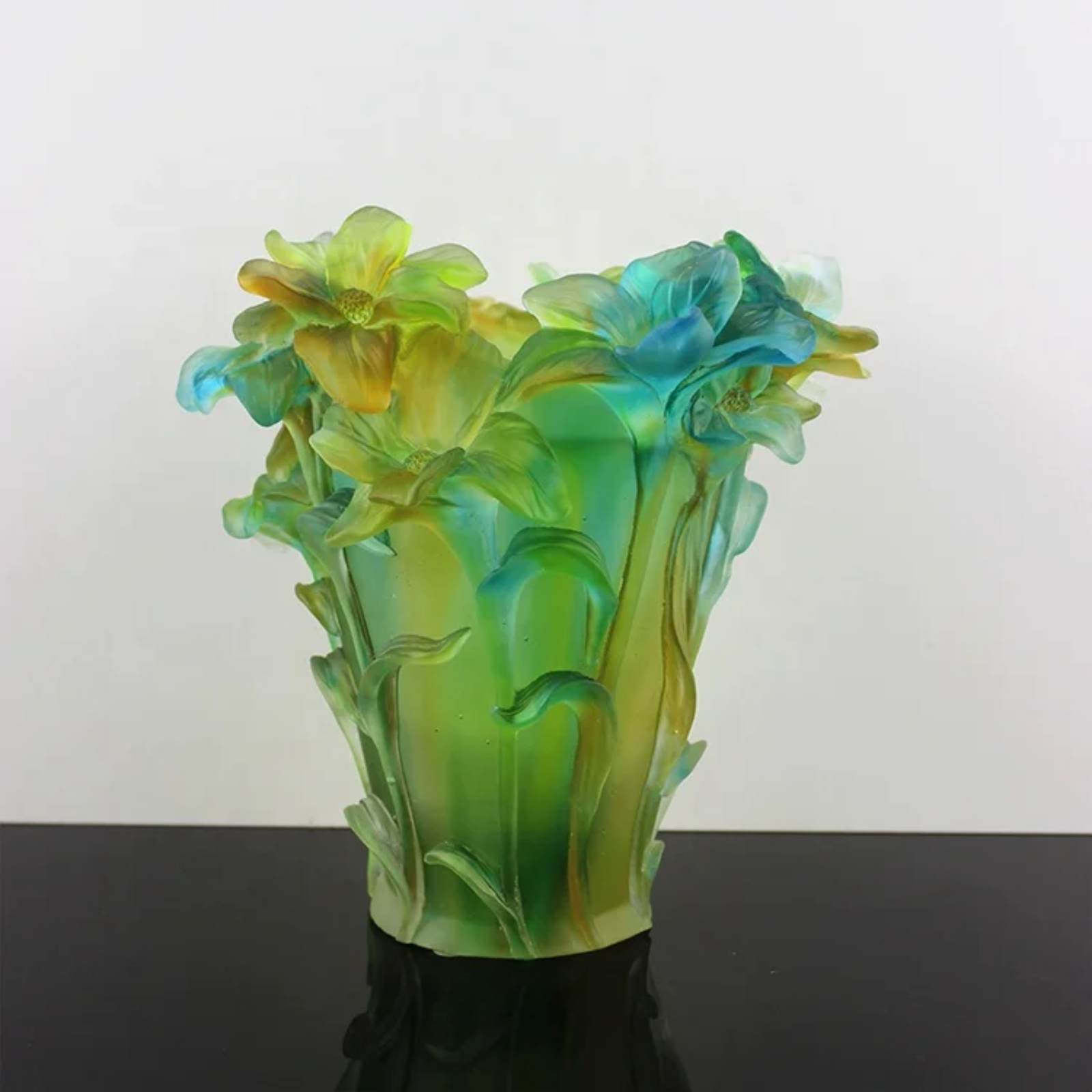 Luxury Liuli Glass Flower Vase Handmade Frosted Crystal Casting Christmas Decorative FM0011 Home Table