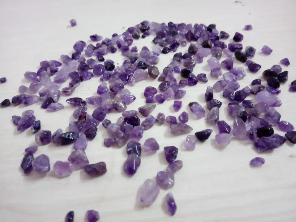 High quality amethyst round gravels and chips pebbless for bio mat premium grade polished quartz amethyst